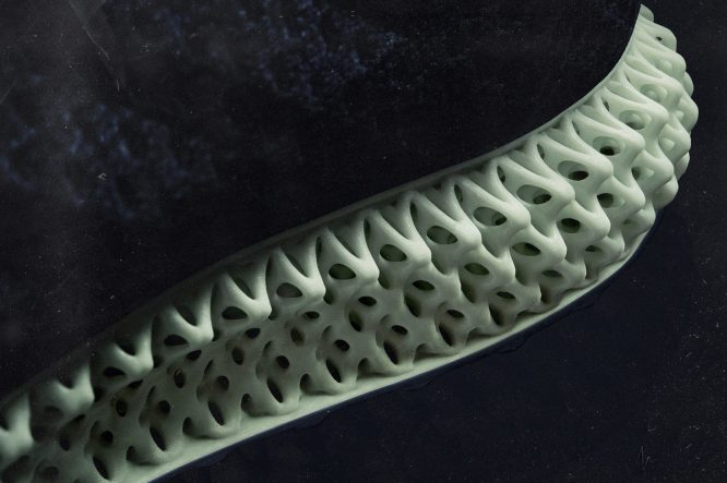 3D打印出来的运动鞋能穿么？